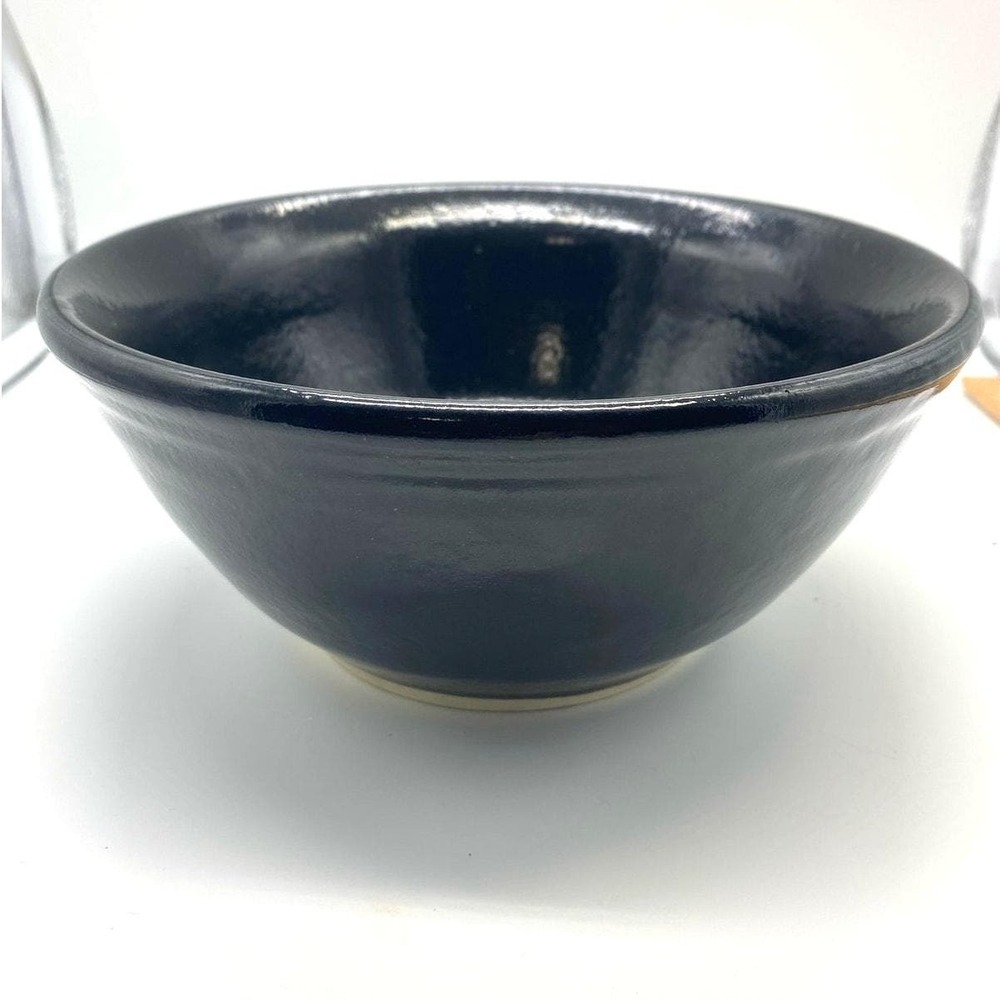 Studio Pottery Hand Thrown Glossy Black Ceramic Serving Bowl 8.25inch‎